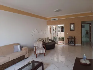 Casa com 3 Quartos à venda, 227m² no Jardim Schmitt, São José do Rio Preto