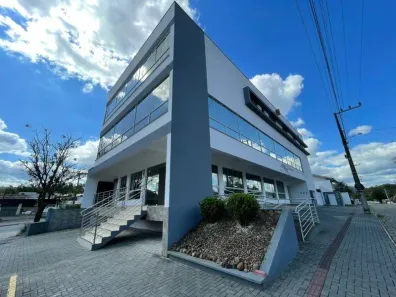 Sala Comercial para alugar, 140m² no Dos Estados, Timbó
