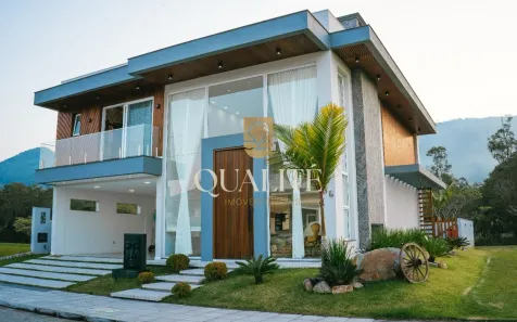 Casa de Condomínio com 5 Quartos à venda, 411m² no Ratones, Florianópolis