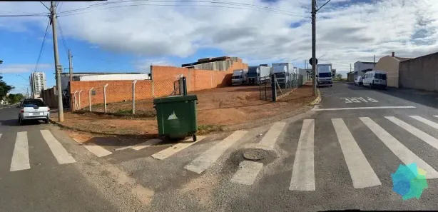 Lote/Terreno à venda, 10m² no Jardim Nair Maria, Salto
