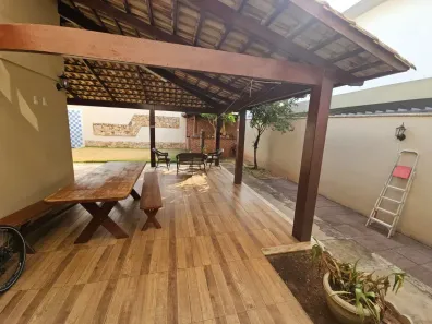 Casa de Condomínio com 3 Quartos à venda, 250m² no Loteamento Portal do Sol I, Goiânia