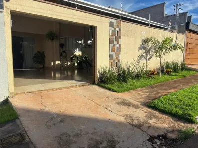 Casa com 3 Quartos à venda, 175m² no São Francisco II, Senador Canedo