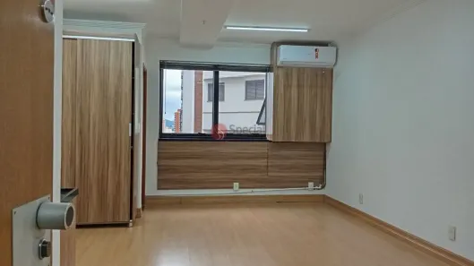 Sala Comercial para alugar, 32m² no Vila Gomes Cardim, São Paulo