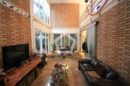 Casa com 5 Quartos à venda, 300m² no Vila Madalena, São Paulo