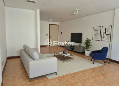 Sala Comercial à venda, 46m² no Três Figueiras, Porto Alegre