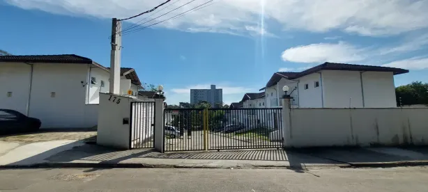 Casa com 2 Quartos para alugar, 84m² no Chácaras São José, São José dos Campos