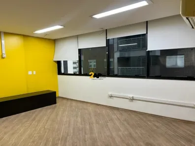 Sala Comercial à venda, 36m² no Vila Olímpia, São Paulo