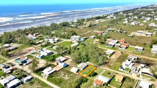 Lote/Terreno à venda, 300m² no , Balneário Gaivota
