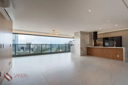 Apartamento com 4 Quartos para alugar, 180m² no Jardim Fonte do Morumbi, São Paulo