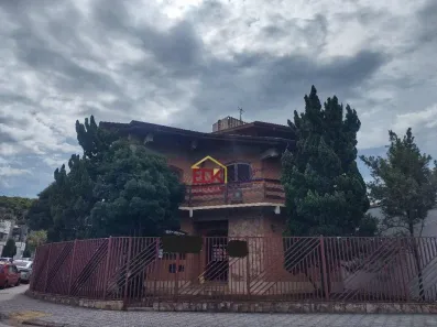 Sobrado com 5 Quartos à venda, 384m² no Jardim das Nações, Taubaté