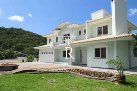 Casa com 5 Quartos para alugar, 321m² no Ratones, Florianópolis