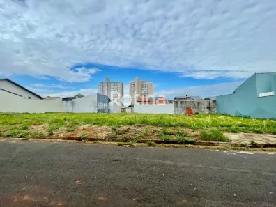 Lote/Terreno à venda, 250m² no Bosque dos Buritis, Uberlândia