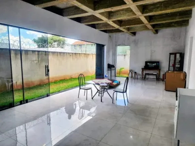 Casa com 3 Quartos à venda, 212m² no Jardim Riacho das Pedras, Contagem