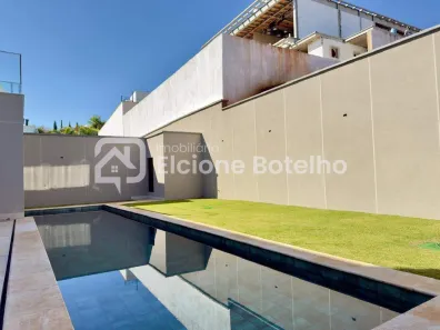 Casa de Condomínio com 4 Quartos à venda, 496m² no Morada da Colina, Uberlândia