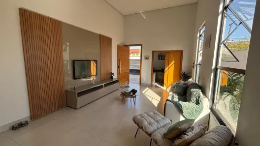 Casa com 3 Quartos à venda, 172m² no Parque Anhanguera, Goiânia