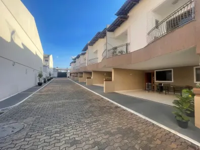 Sobrado com 3 Quartos à venda, 180m² no Parque Amazônia, Goiânia