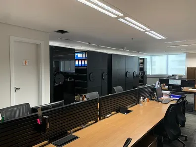 Sala Comercial à venda, 67m² no Dezoito do Forte Empresarial/Alphaville., Barueri