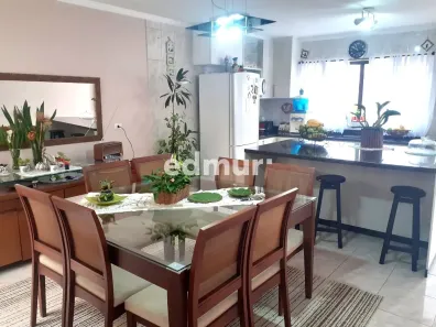 Sobrado com 3 Quartos à venda, 198m² no Vila Camilópolis, Santo André