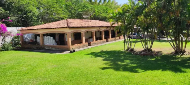 Fazenda/Sítio com 4 Quartos à venda, 156m² no Jardim das Cerejeiras, São José dos Campos