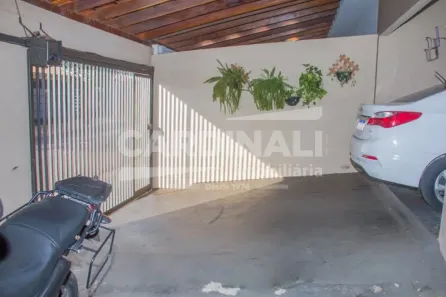 Casa com 2 Quartos à venda, 170m² no Parque São Paulo (Vila Xavier), Araraquara