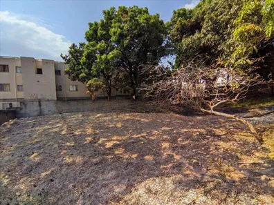 Lote/Terreno à venda, 1000m² no Trevo, Belo Horizonte