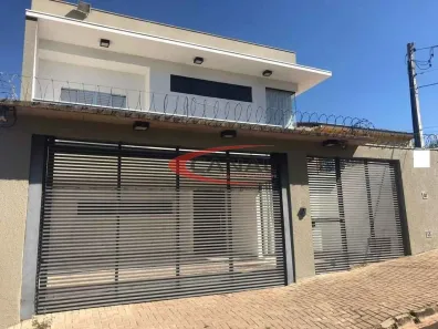Casa com 4 Quartos para alugar, 293m² no Vila Riachuelo, Bauru
