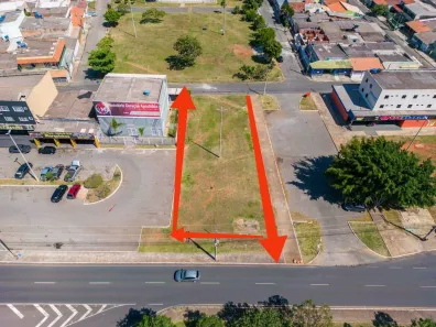 Lote/Terreno à venda, 939m² no Recanto das Emas, Brasília
