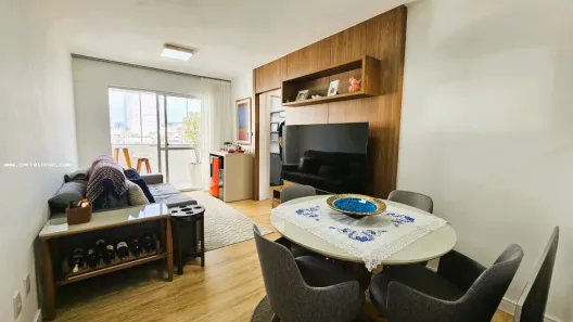 Apartamento com 2 Quartos à venda, 76m² no Barreiros, São José