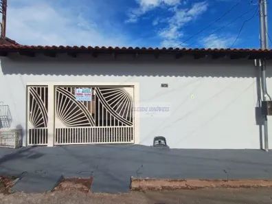 Casa com 3 Quartos para venda ou aluguel, 189m² no Parque Cuiabá, Cuiabá