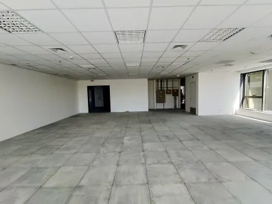 Ponto Comercial para alugar, 158m² no Indianópolis, São Paulo