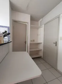 Apartamento com 1 Quarto para alugar, 40m² no Zona 07, Maringá