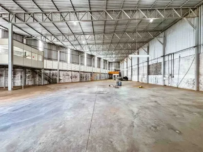 Galpão/Depósito/Armazém para alugar, 500m² no Catalão, Divinópolis