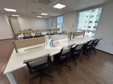 Sala Comercial para alugar, 212m² no Vila Olímpia, São Paulo