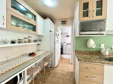 Apartamento com 2 Quartos à venda, 40m² no Praia Comprida, São José