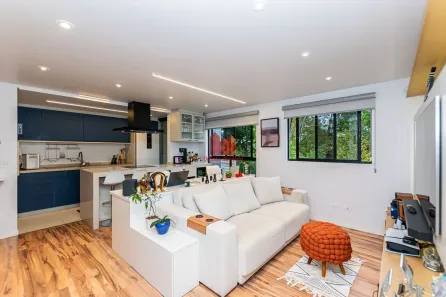 Apartamento com 1 Quarto à venda, 72m² no Santo Inácio, Curitiba