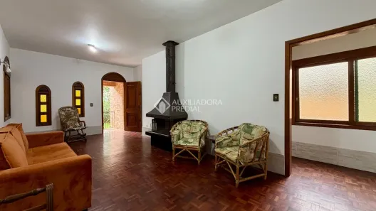 Casa com 5 Quartos à venda, 250m² no Nonoai, Porto Alegre