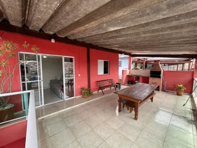 Casa com 5 Quartos à venda, 181m² no Jardim Clementino, Taboão da Serra