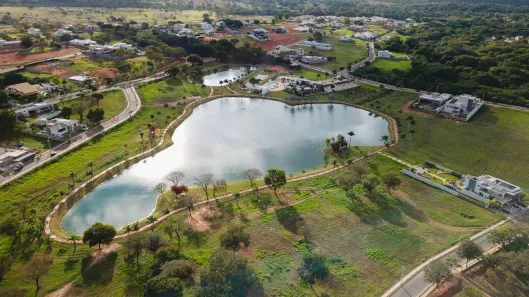 Lote/Terreno à venda, 800m² no Residencial Grand Royale, Montes Claros