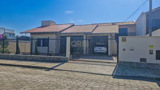 Casa com 3 Quartos à venda, 159m² no Coloninha, Gaspar