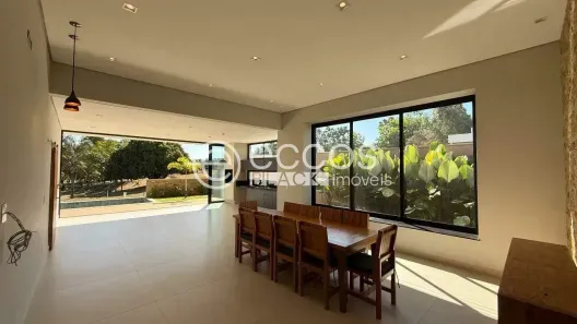 Casa com 4 Quartos à venda, 272m² no Vila Santa Maria, Formiga