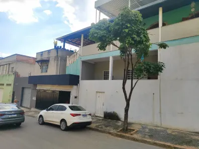 Casa com 3 Quartos à venda, 320m² no Mantiqueira, Belo Horizonte
