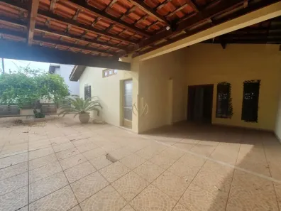 Casa com 3 Quartos para alugar, 154m² no Jardim Novo I, Mogi Guaçu