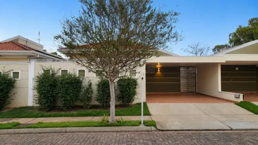 Casa de Condomínio com 3 Quartos à venda, 131m² no Jardim Botânico, Araraquara