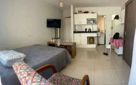 Apartamento com 1 Quarto à venda, 28m² no Azenha, Porto Alegre