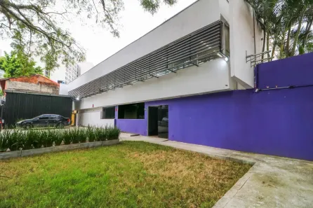 Prédio Comercial para alugar, 500m² no Caxingui, São Paulo