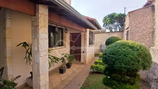 Casa com 4 Quartos à venda, 215m² no Serrano, Belo Horizonte