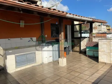 Casa com 4 Quartos à venda, 240m² no Bonfim, Juiz de Fora