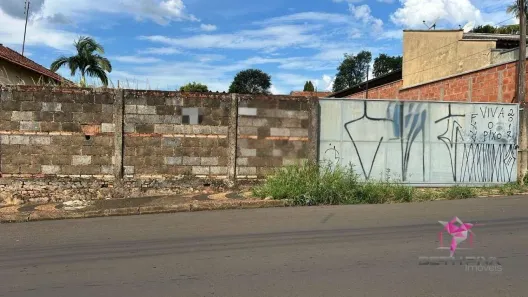 Lote/Terreno à venda, 1206m² no Centro, Leme