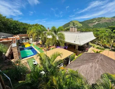 Fazenda/Sítio com 5 Quartos à venda, 600m² no São José do Imbassaí, Maricá