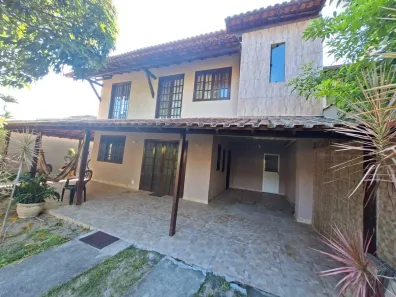 Casa com 4 Quartos à venda, 220m² no Itaipu, Niterói